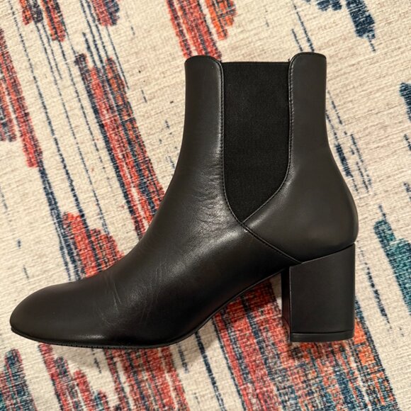 Stuart Weitzman Black Leather Chelsea Booties sz 5 EUC - Picture 6 of 8